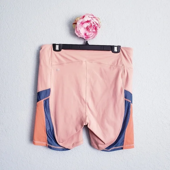 Fabletics High-Waisted Motion365® Run Short 6" - Picture 5 of 8